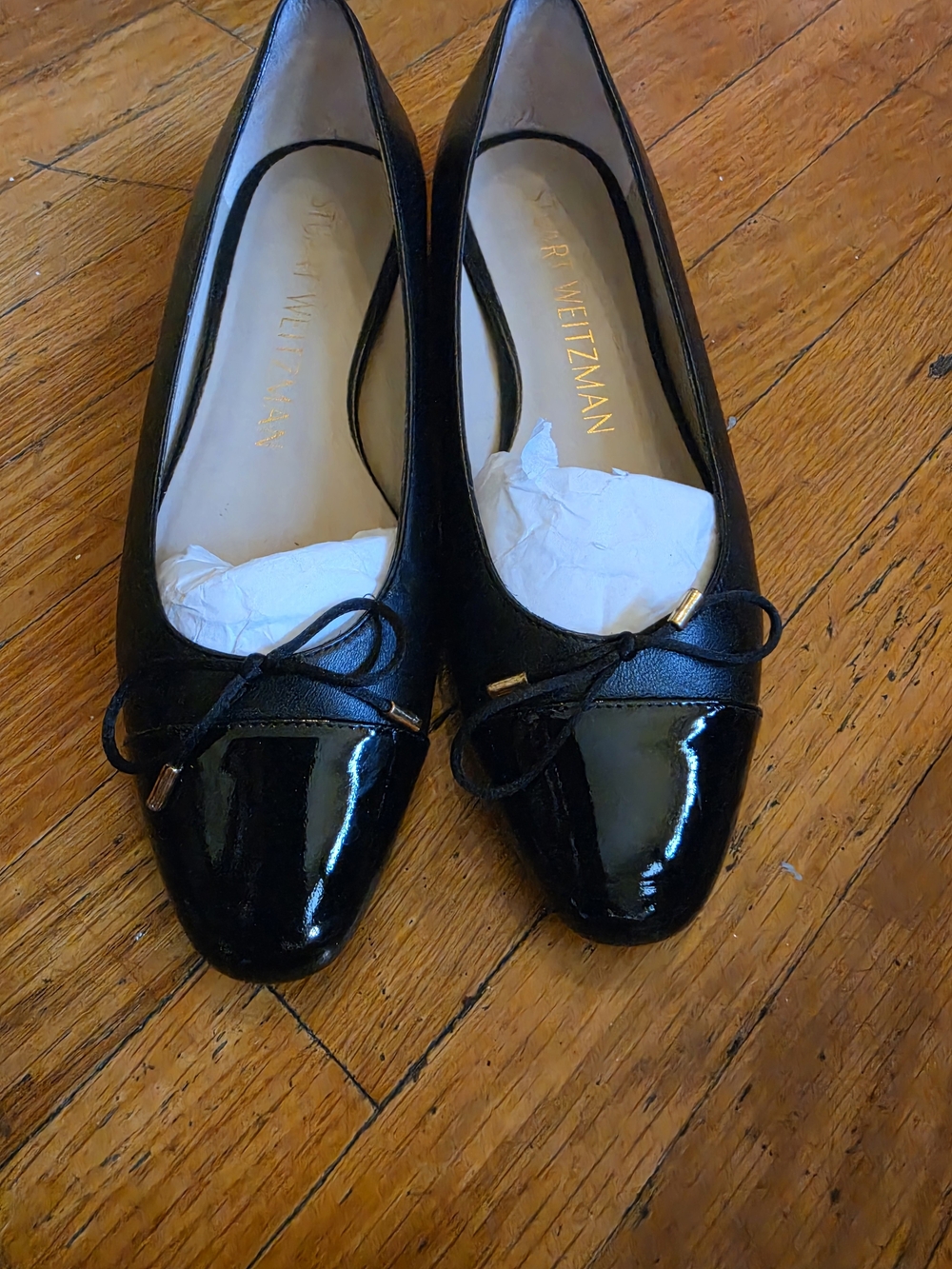 STUART WEITZMAN Black Leather Sleek Bow Ballet Flat $426 MSRP - Picture 3 of 10